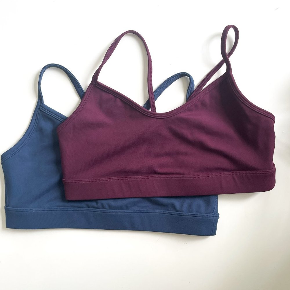 GapFit Studio Bra - 2 pack - Burgundy Merlot and Moody Blue - size Medium